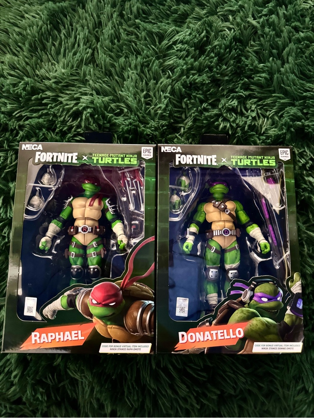 LOT 2 NECA Fornite x TMNT Donatello & Raphael Action Figure 7”